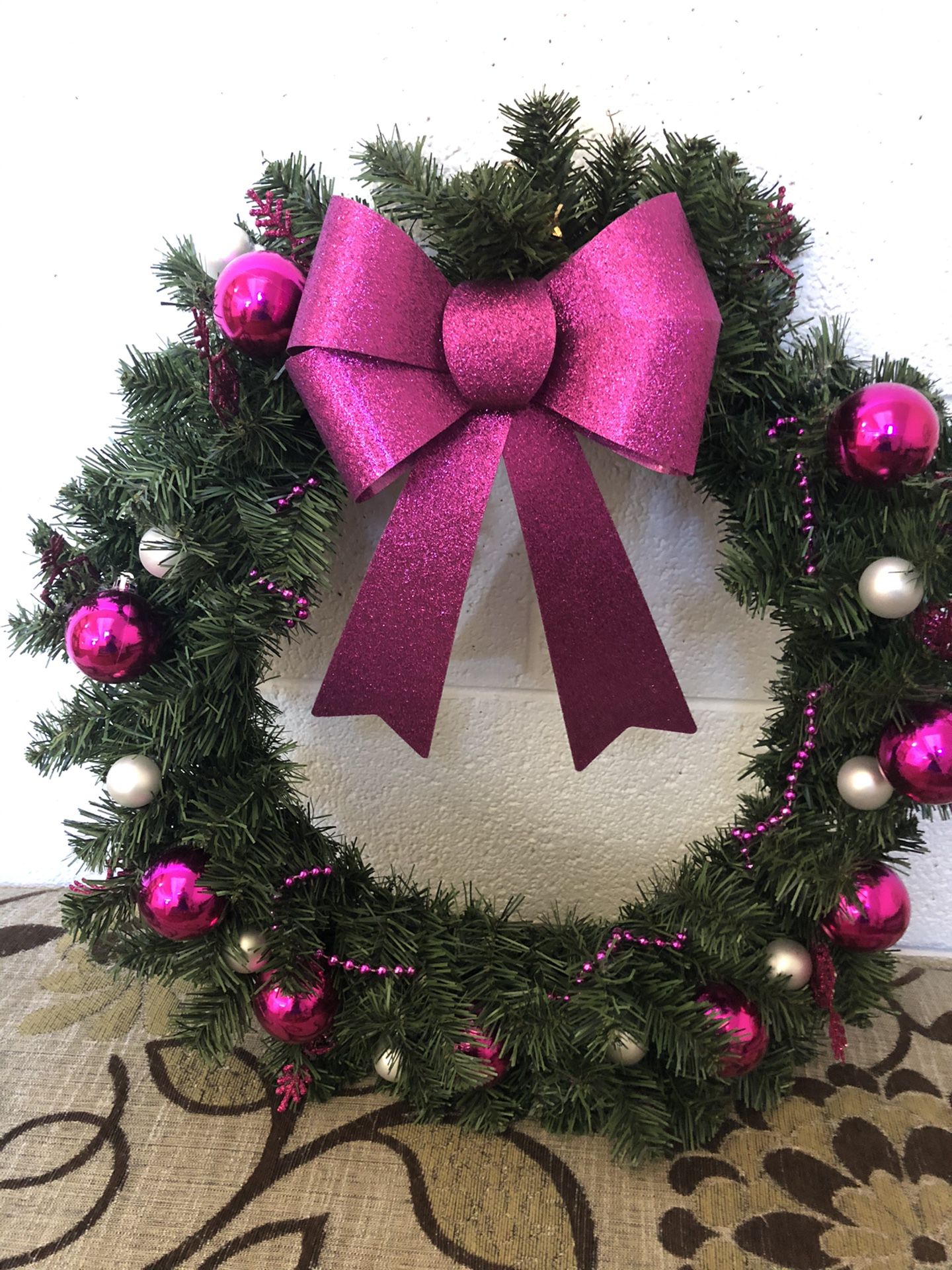 Christmas wreath - fuchsia bow