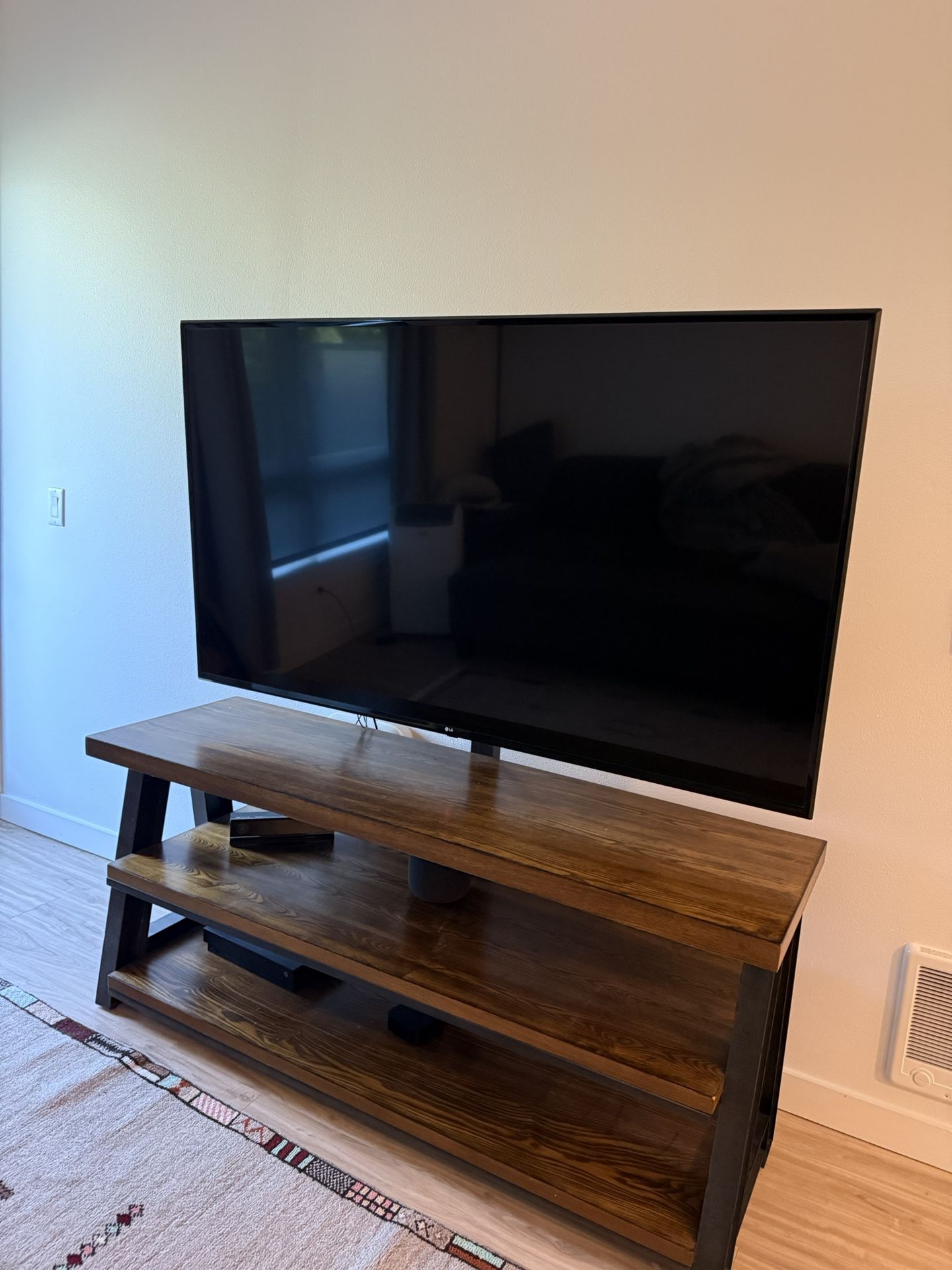 LG 4k TV 65inch With Entertainment Center