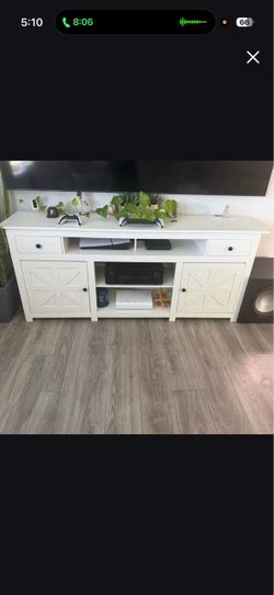 Tv console
