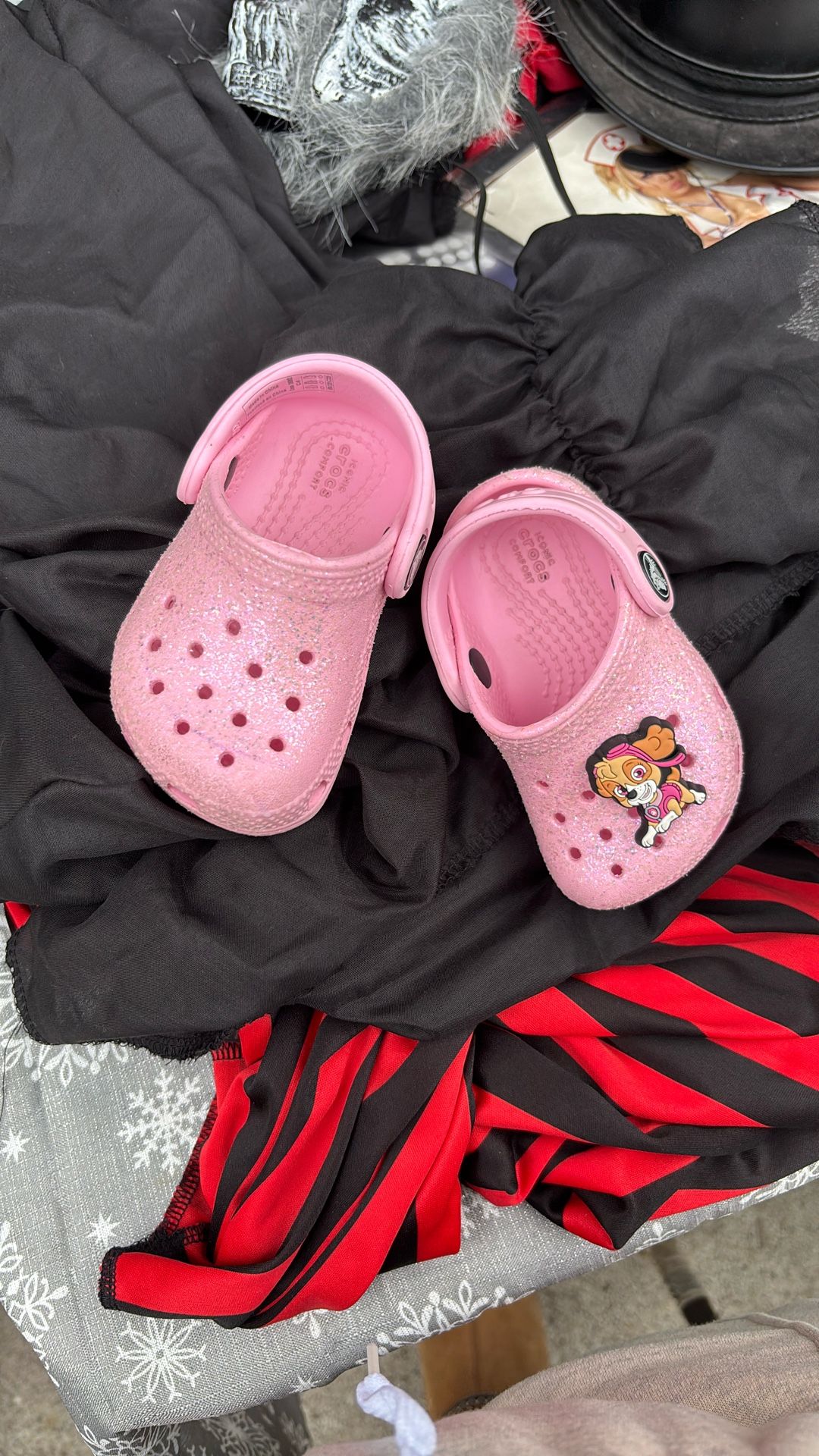 Toddler girl crocs 4C