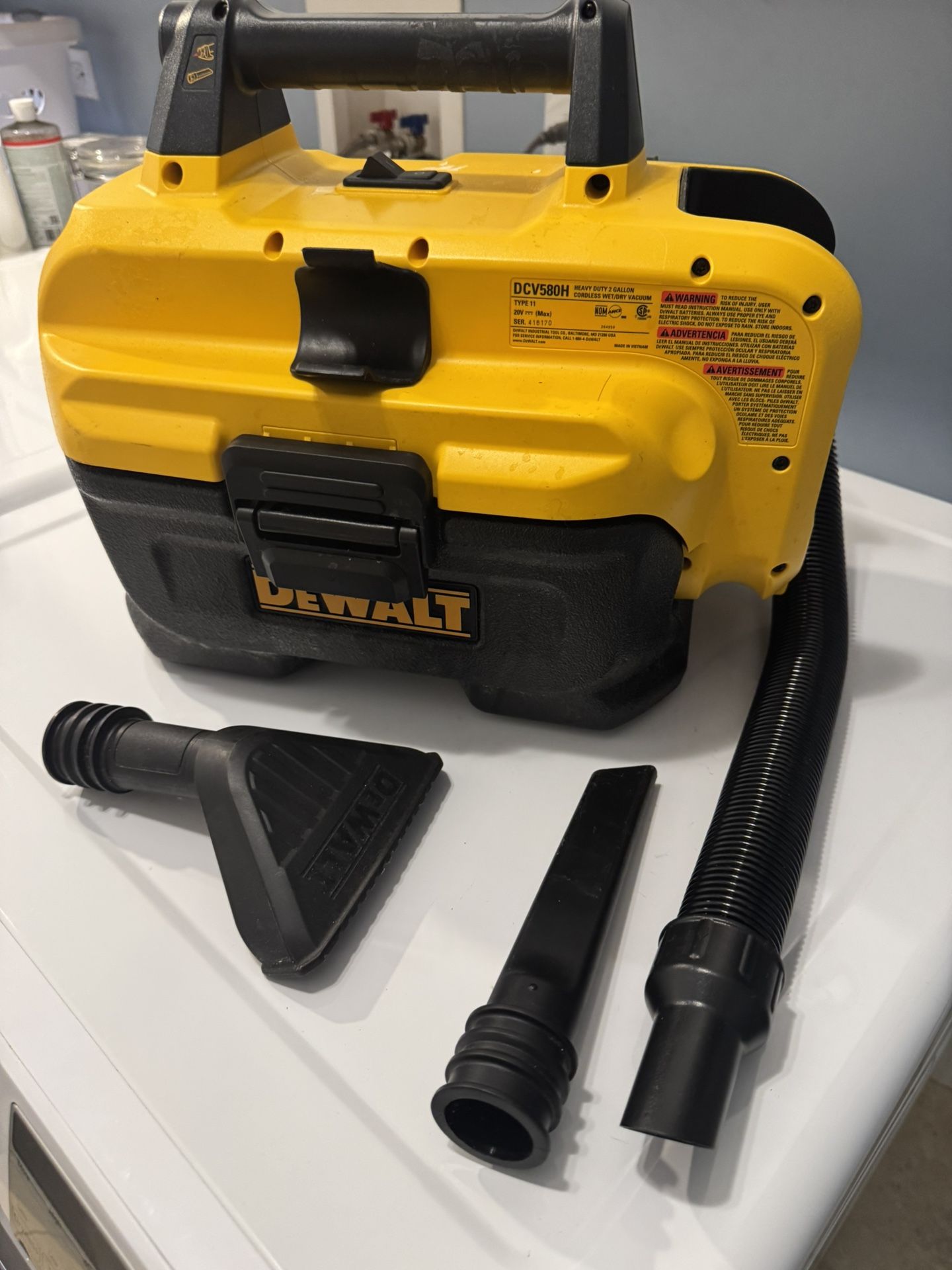 DEWALT 20-volt max 2.0-Gallon Cordless Wet/Dry Shop Vacuum (Battery Not Included) 2024 warranty
