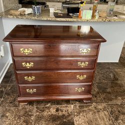 Dresser 5 Drawers Cherry Wood