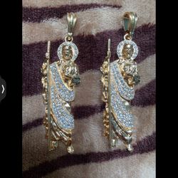 Cadena Y Esclaba De San judas Northeast Por Mccombs Lun A Sabado 9-6pm Oro Laminado 18k