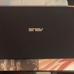 Paid 350$ Want 200$ ,brand New ,opened It  And Never Used It ,complete Good 