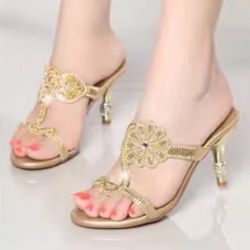 Ali Express Women’s Heels - Size 7.5 - Brand New