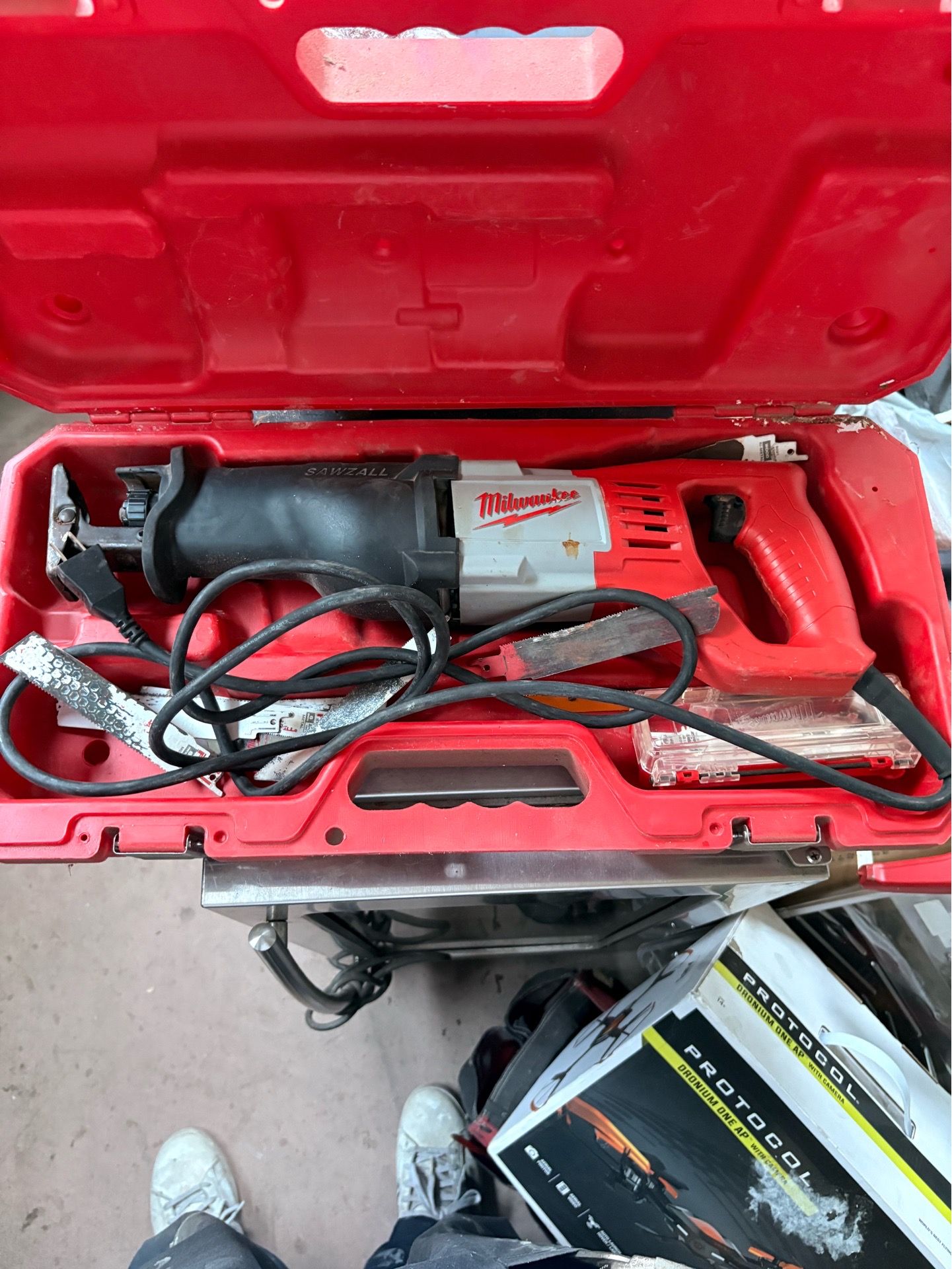 Milwaukee corded reciprocating saw