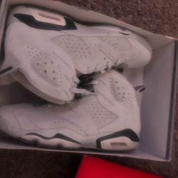 Jordan 6 Retro 