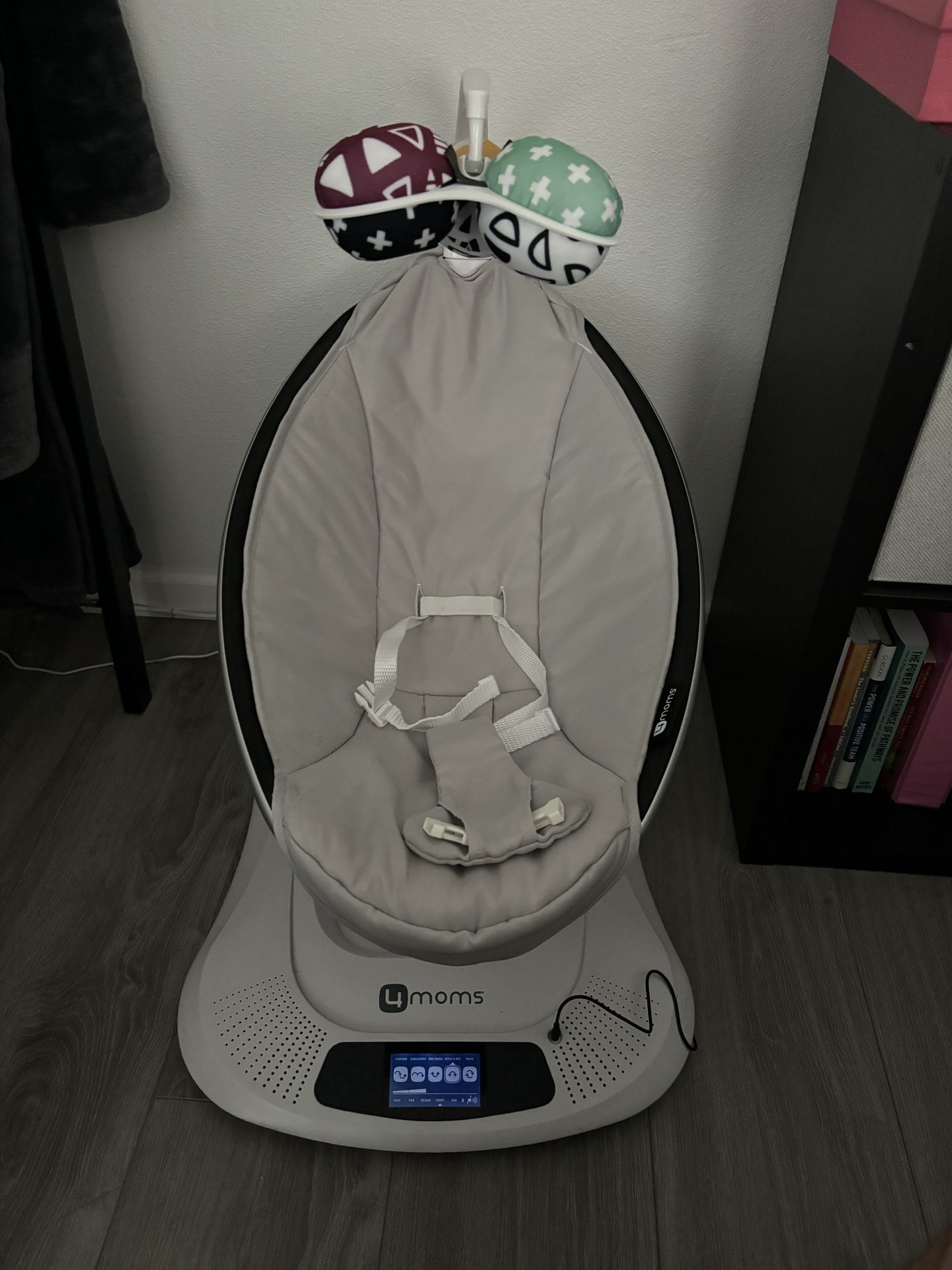 4moms mamaRoo baby Swing