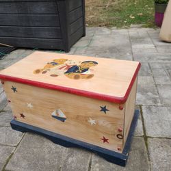 Children's Toy Chest