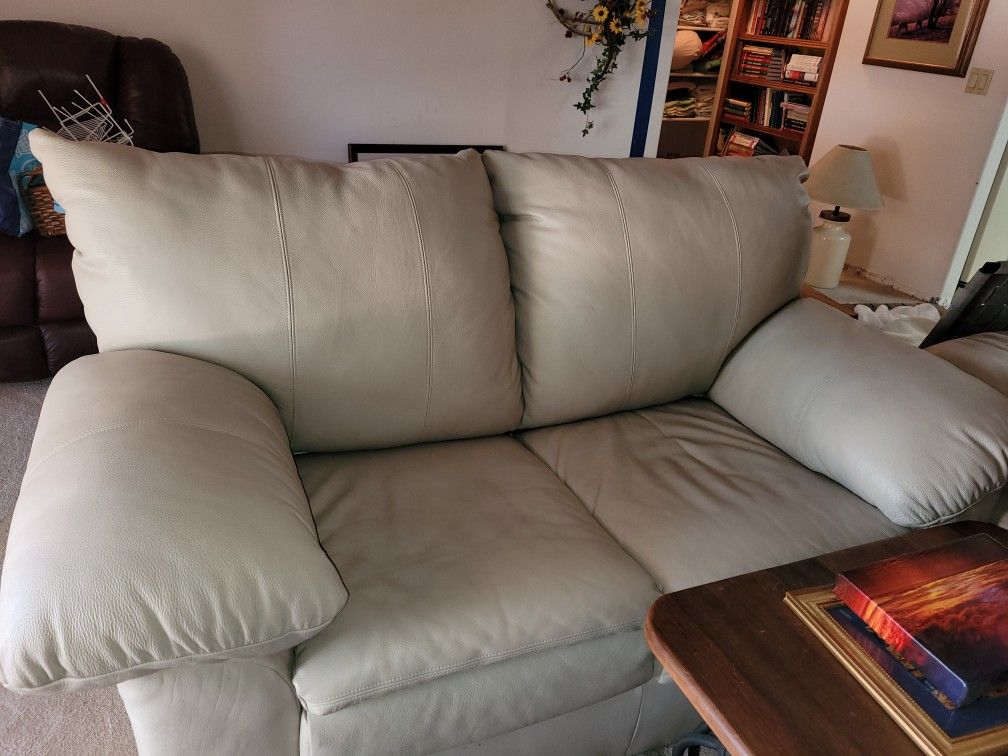 Leather Beige Sofa and Loveseat Sheffield Furniture