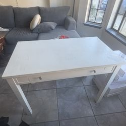 Desk w/ paper drawer