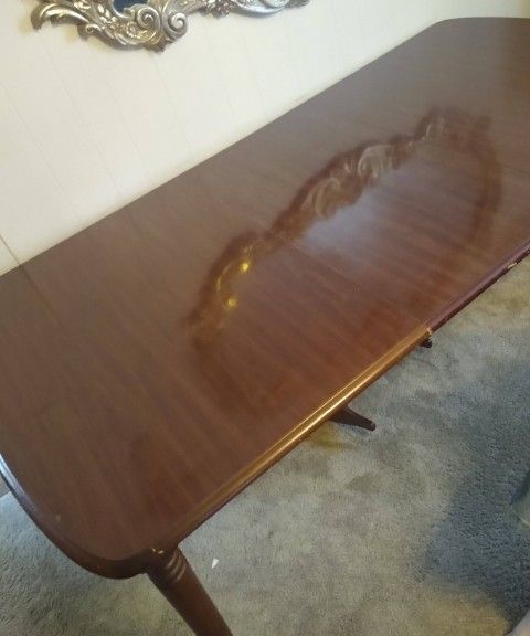 Real Wood Dining Rm Table W Extension And Cust Fit Table Protector