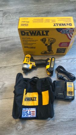 Dewalt drill 20v max