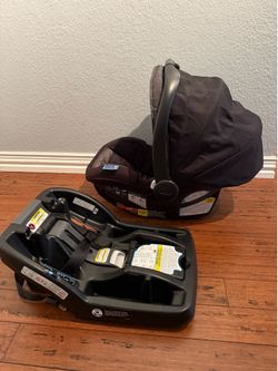 Baby Car Seat - Graco Snugride