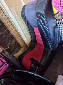 Standing gaming chair