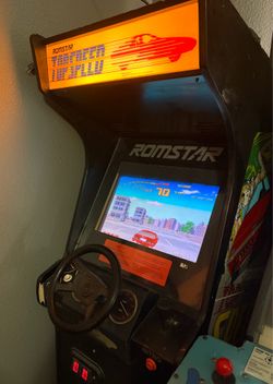Top Speed Racing Arcade Game - Full Size