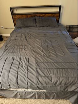 Queen bed and remote inclining frame new!