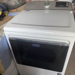 Maytag Electric Dryer 