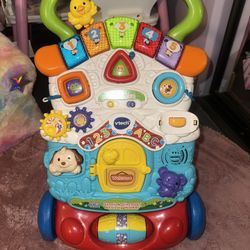 VTech Stroll & Discover Activity Walker