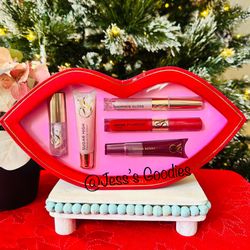 Victoria’s Secret Lips Gift Set 