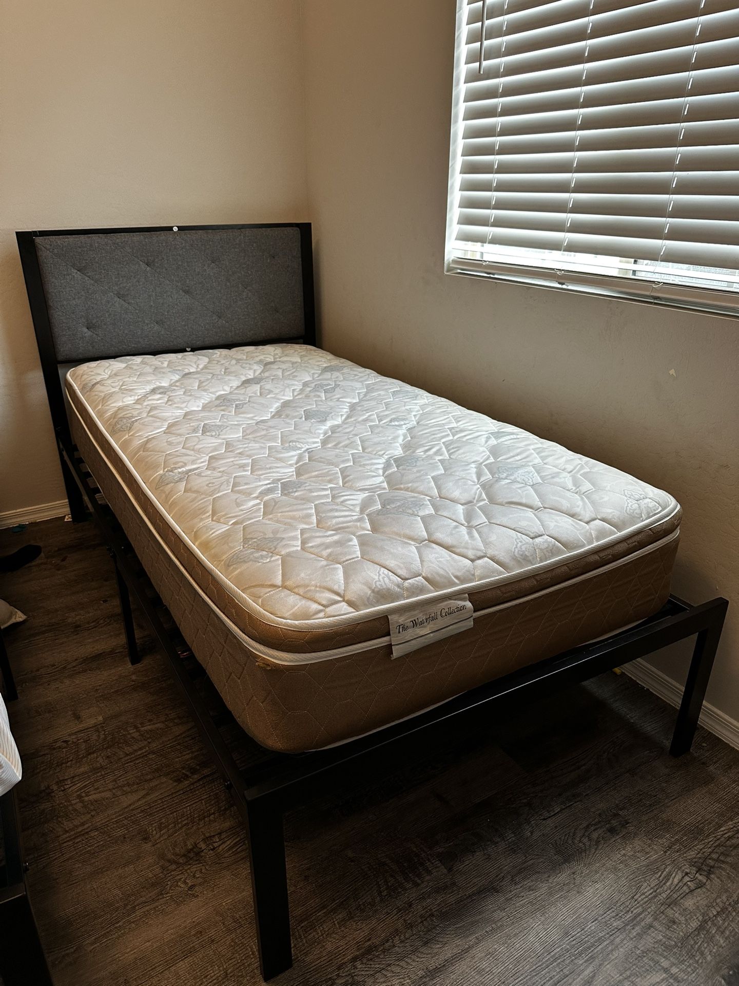 twin bed