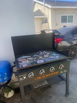 38” Blackstone 4-Burner Liquid Propane Outdoor Griddle with Hood in Black