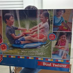 Dual Twister Little Tikes 