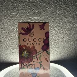 Gucci flora 3.3oz