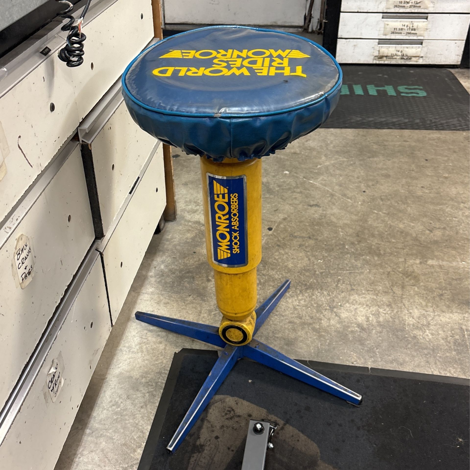 Monroe Shock Bar Stool