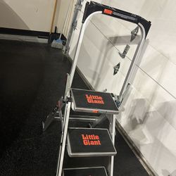 Little Giant® Folding Step Ladder - 3 Steps 
