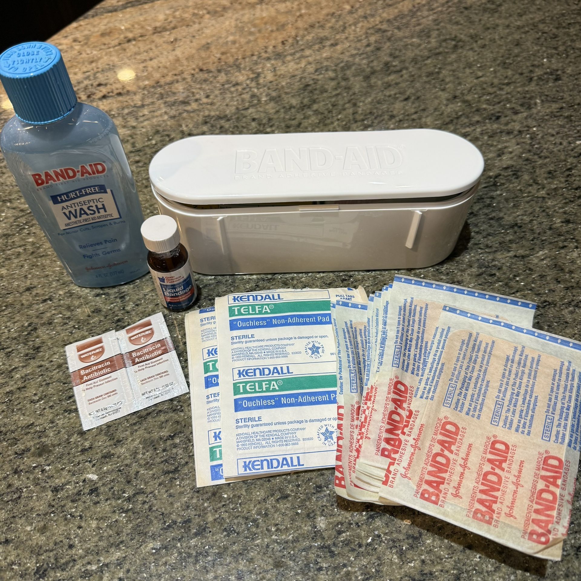  Band-Aid Hard Case Assorted Bandages & Sterile Pads