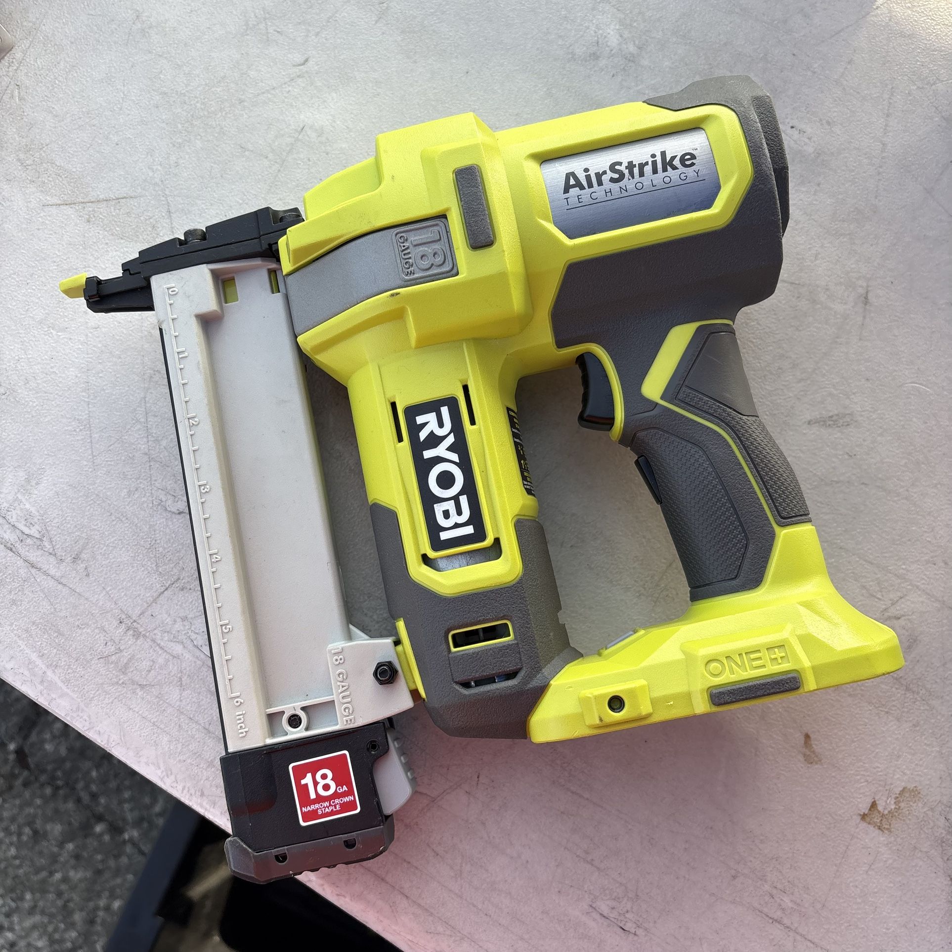 Ryobi 18 gauge crown stapler