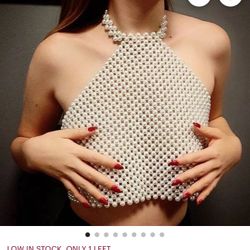 CROPPED HANDCRAFTED IMITATION PEARL BODY CHAIN HALTER TOP