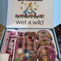 Wet N Wild Alice In Wonderland Makeup Set