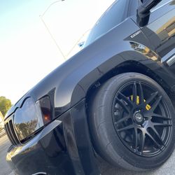 Jeep Srt8 Track hawk Durango Grand Cherokee Charger Challenger Ram Mopar Dodge Mickey Thompson 5.0 Coyote 