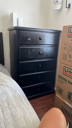 Dresser