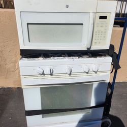 Kenmore Gas Range Stove & Microwave 