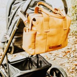 Storksak Diaper Bag, High MSRP, Genuine Leather, Tan w/accessories