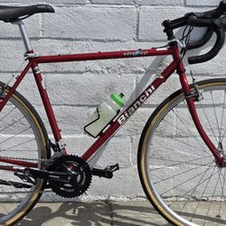 BIANCHI VINTAGE ROAD/CROSS/TOURING BIKE