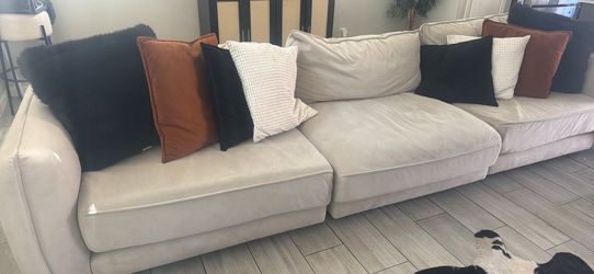 Couch and queen size bed $300 pickup for both
