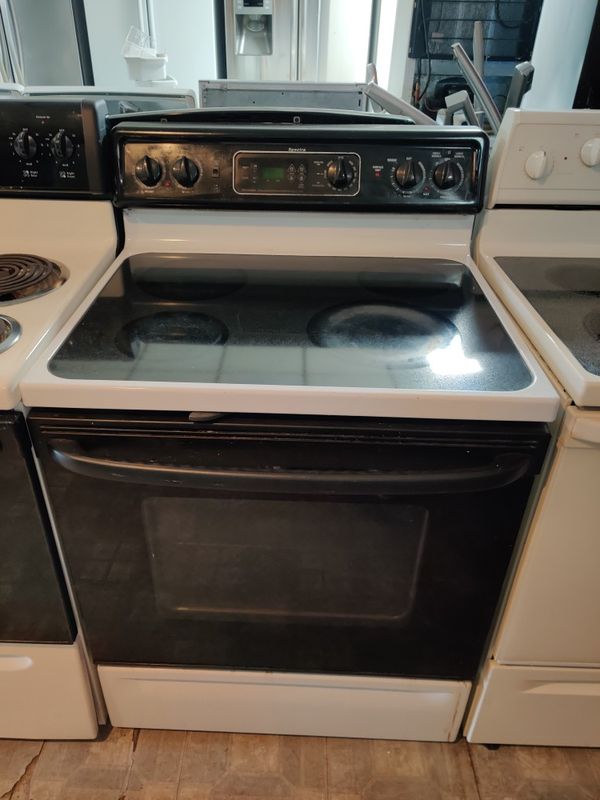 30 inch glass top electric stove for Sale in Philadelphia, PA OfferUp