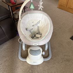 Graco baby swing