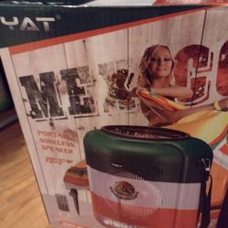 BOCINA. CON BLUETOOTH. LUCES.   MICRÓFONO 