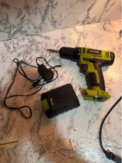 Drill w charger $10