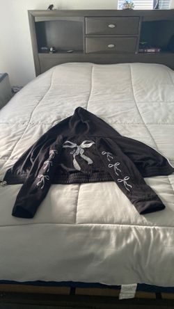 Black Bow sweater