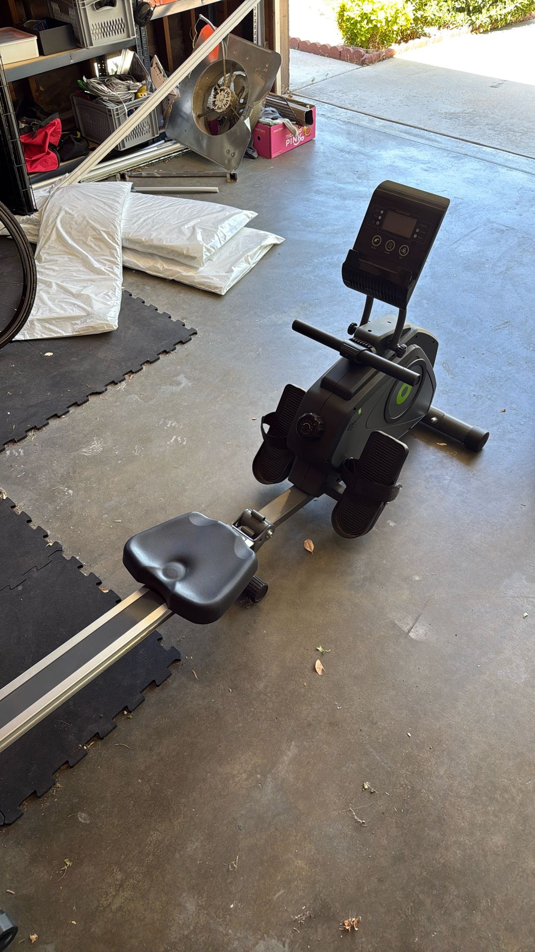 Tunturi Rowing Machine