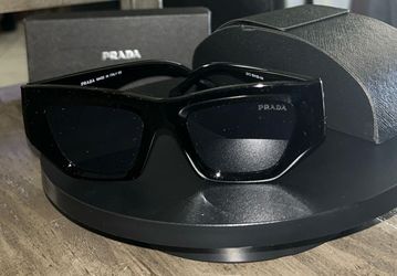 P Black Sunglasses