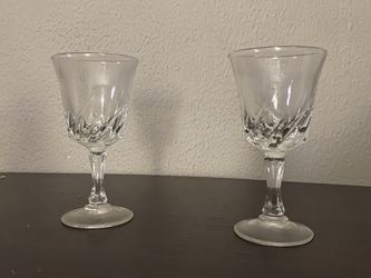 Glaswear & Crystal Pieces