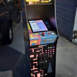 Arcade1Up Ms. Pac-Man/Galaga Class of '81 Deluxe Arcade Machine, Good Condition 