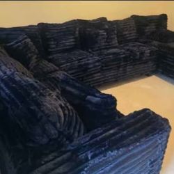 Customer Appreciation! Brand New Artisan 3pc Wham Black XL RAF Sectional! 🔥(TAX INCLUDED)